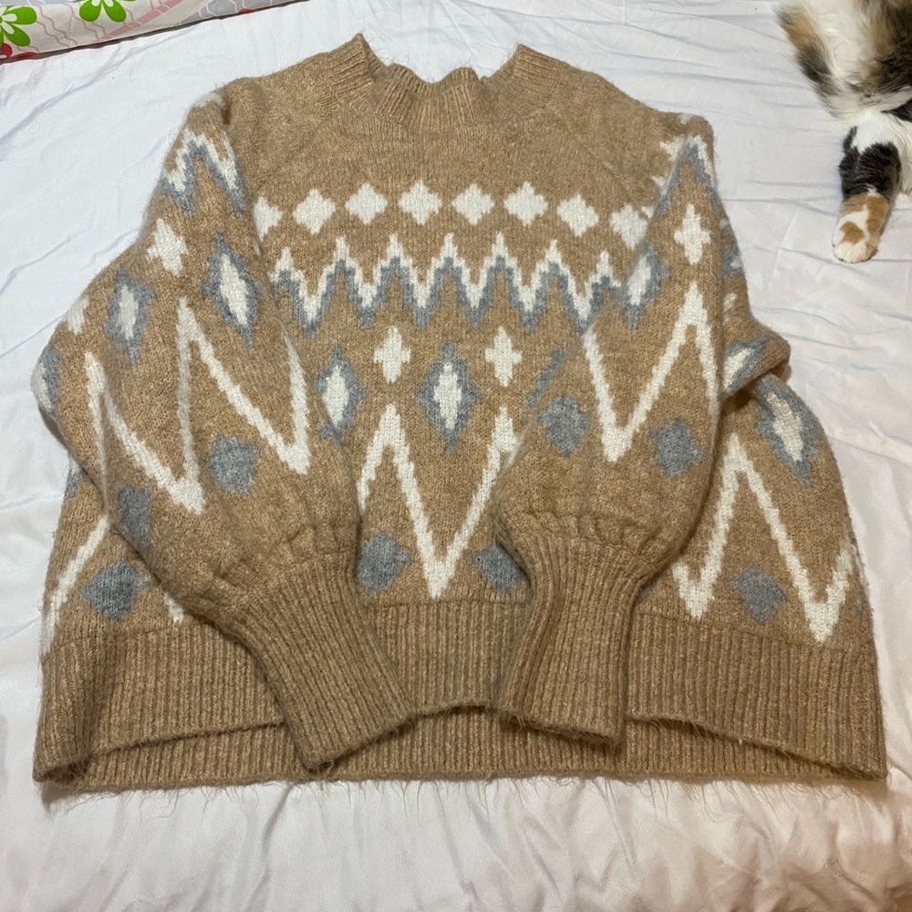 a new day Tan and White Geometric Sweater